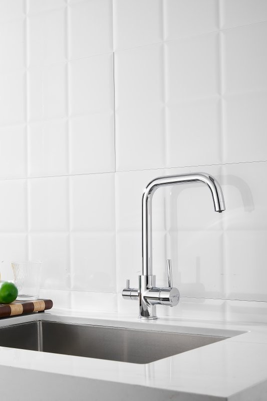 Смеситель для кухни BELZ B76802 хром