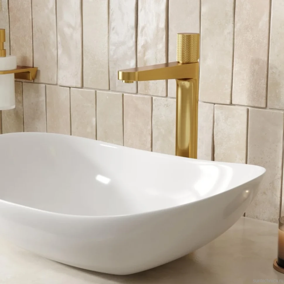 Смеситель для раковины Wasserkraft Schunter 8203H матовое золото PVD
