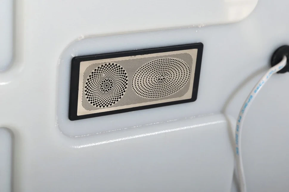 Зеркало круглое BelBagno SPC-RNG-800-LED-TCH-RAD с bluetooth, термометром и радио