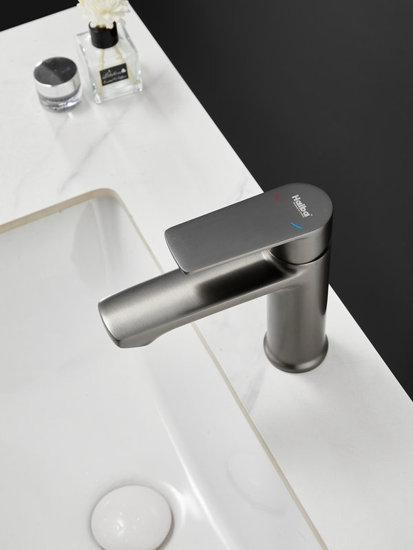 Смеситель для раковины Haiba HB10719-3 оружейная сталь