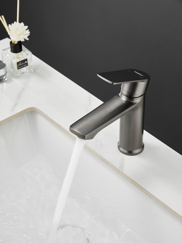 Смеситель для раковины Haiba HB10719-3 оружейная сталь