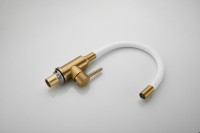 Смеситель для кухни BELZ B810 B73810-5 с гибким изливом, золото