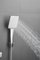 Смеситель с длинным изливом для ванны BELZ B22613 хром Смеситель с длинным изливом для ванны BELZ B22613 хром