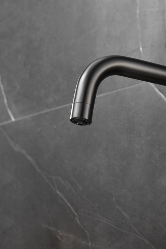 Смеситель для кухни BELZ B76802-3 вороненая сталь