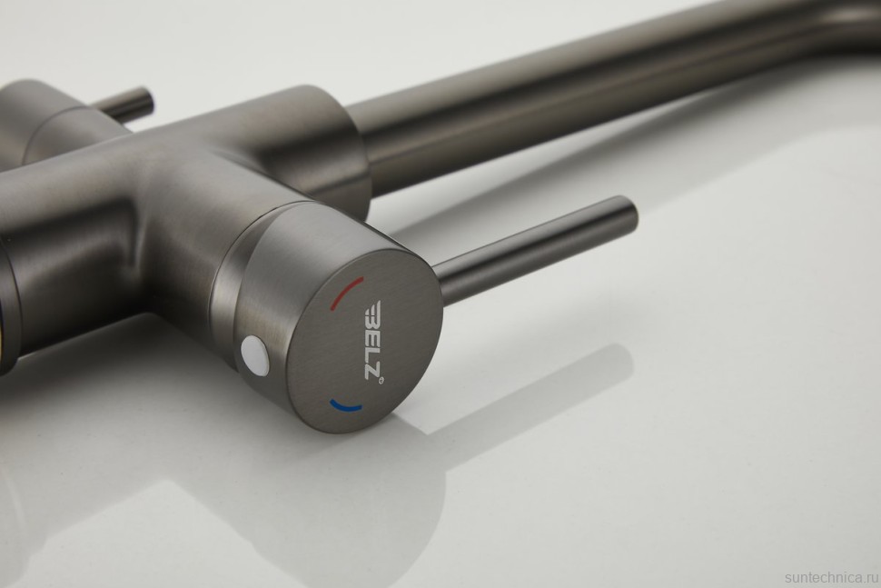 Смеситель для кухни BELZ B76802-3 вороненая сталь