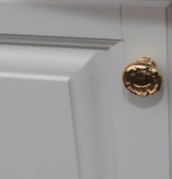 Шкаф пенал для ванной ValenHouse Эллина 40 L слоновая кость, фурнитура золото