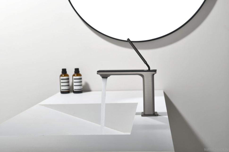 Смеситель для раковины Black&White Gravity 7105GM gun metal