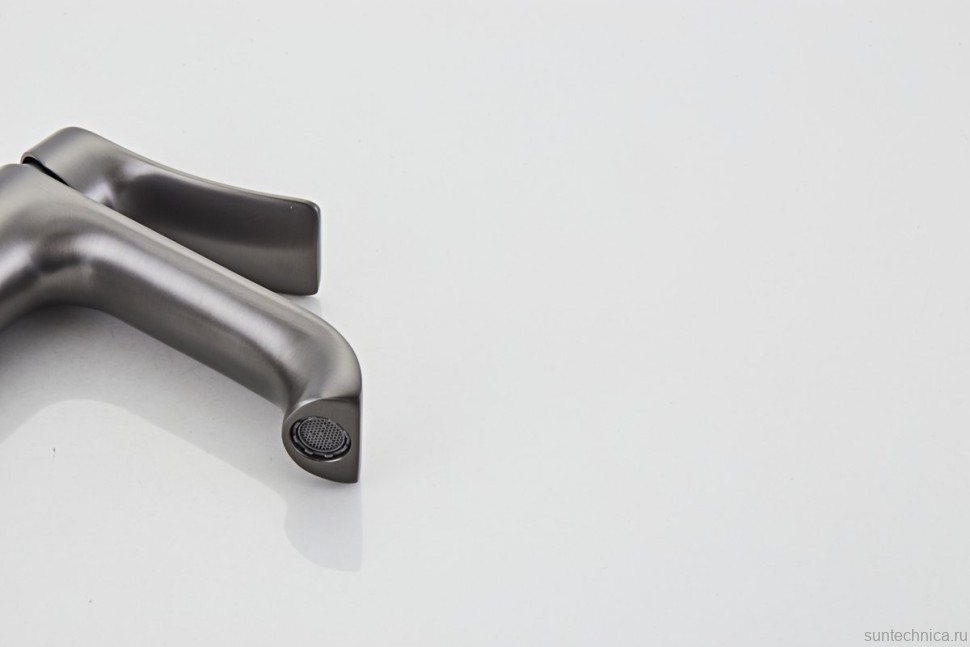 Смеситель для раковины Haiba HB10553-3 оружейная сталь