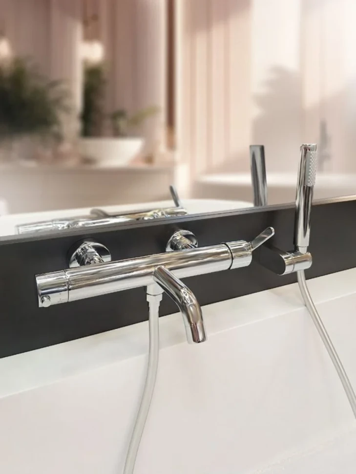 Смеситель для ванны с душем AltroBagno Unione 0220 Cr хром