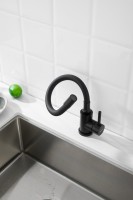 Смеситель для кухни BELZ B810 B73810-7 с гибким изливом, черный Смеситель для кухни BELZ B810 B73810-7 с гибким изливом, черный
