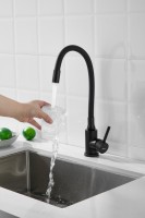 Смеситель для кухни BELZ B810 B73810-7 с гибким изливом, черный Смеситель для кухни BELZ B810 B73810-7 с гибким изливом, черный