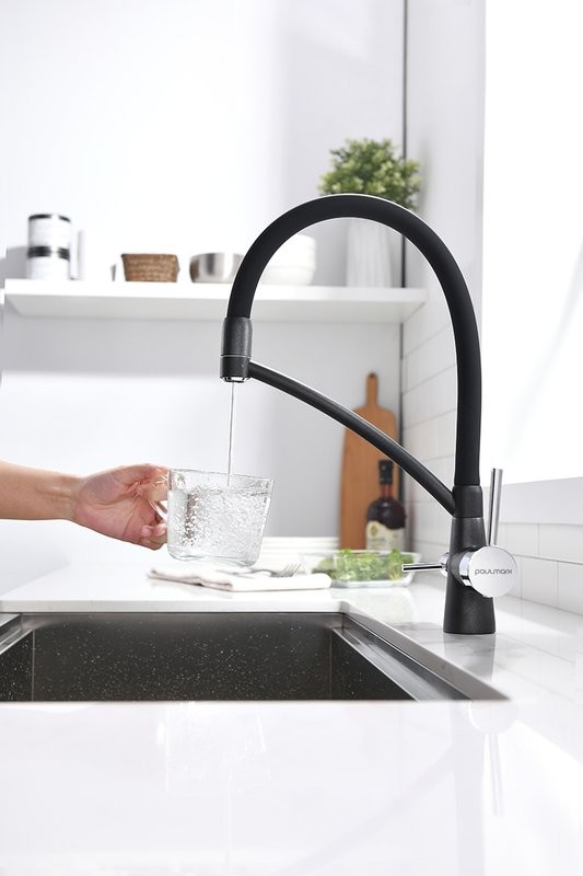 Смеситель для кухни Paulmark Siegen Si213111-BLM с гибким изливом, черный