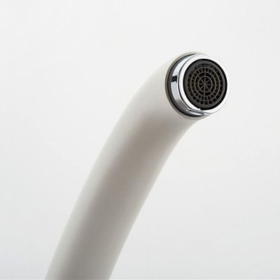 Комплект Мойка Omoikiri Sakaime 68-WH белая + Смеситель Ledeme L5913H белый матовый