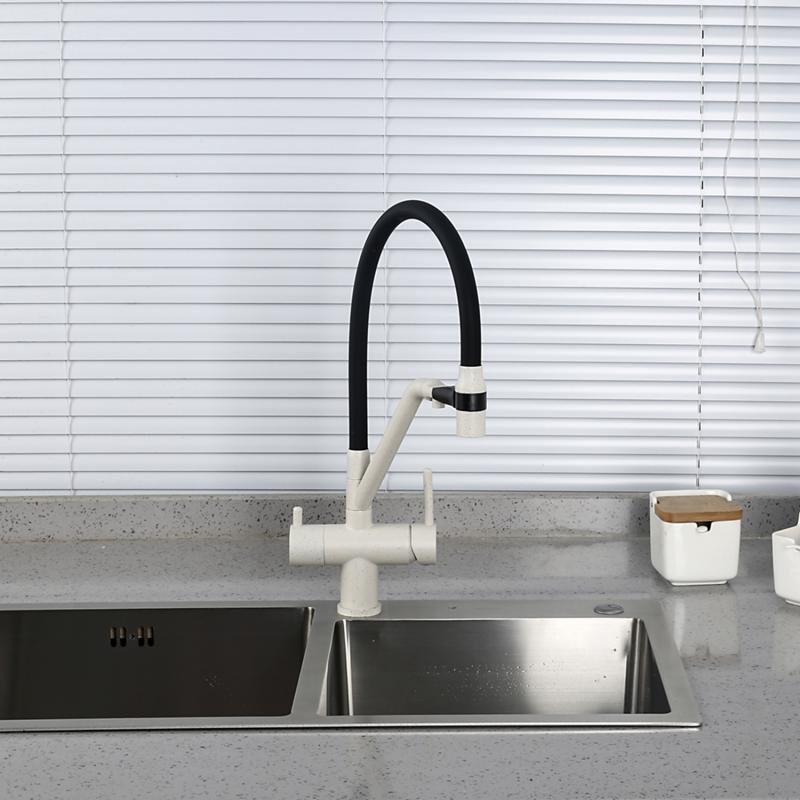 Смеситель для кухни Gappo G4398-81 с гибким изливом, белый