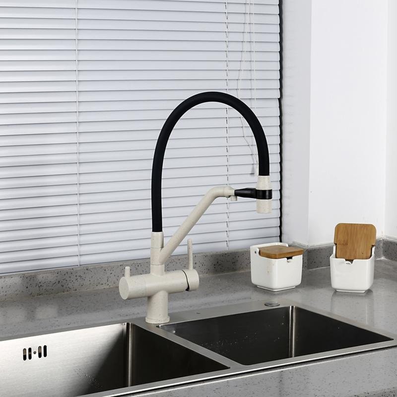 Смеситель для кухни Gappo G4398-81 с гибким изливом, белый