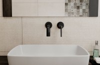 Смеситель для раковины Bravat P8461217BW-ENG С ВНУТРЕННЕЙ ЧАСТЬЮ черный