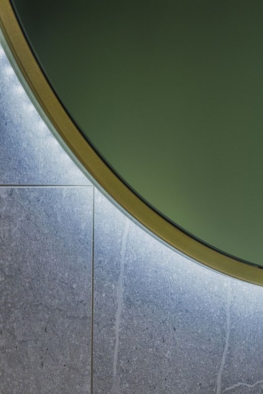 Зеркало круглое Art&Max Asti 80, с подсветкой, золото