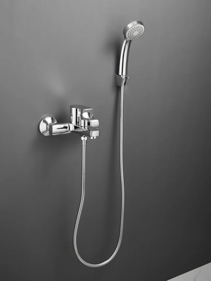 Смеситель для ванны с душем Haiba HB60719 хром
