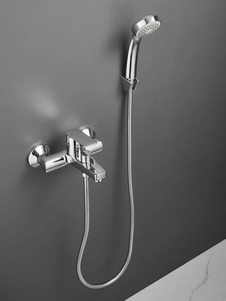 Смеситель для ванны с душем Haiba HB60719 хром