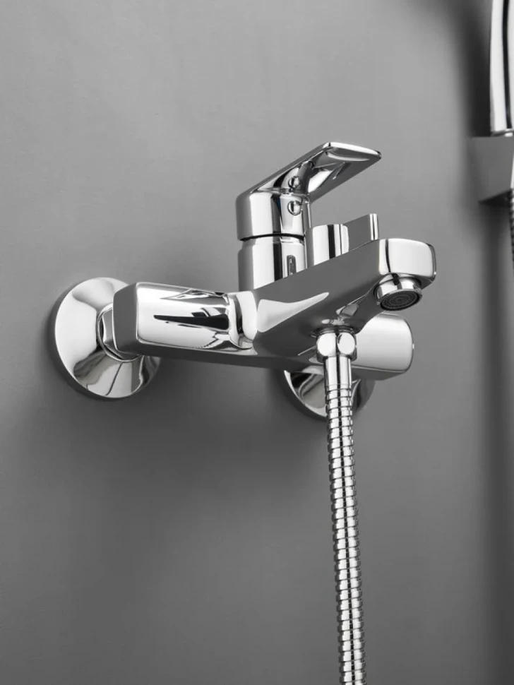 Смеситель для ванны с душем Haiba HB60719 хром