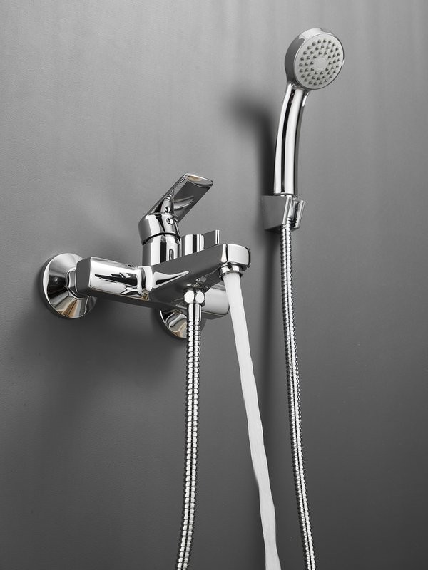 Смеситель для ванны с душем Haiba HB60719 хром