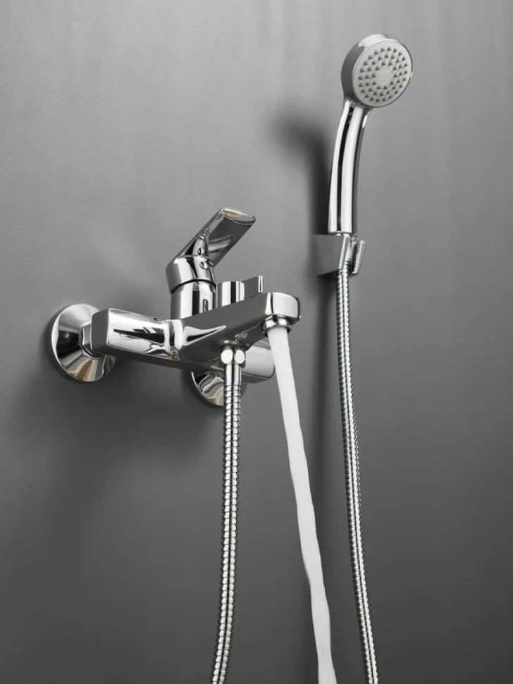 Смеситель для ванны с душем Haiba HB60719 хром