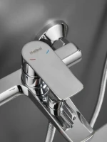 Смеситель для ванны с душем Haiba HB60719 хром Смеситель для ванны с душем Haiba HB60719 хром