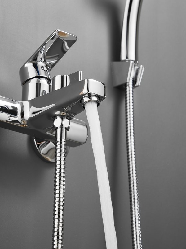 Смеситель для ванны с душем Haiba HB60719 хром
