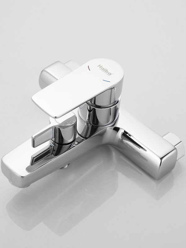 Смеситель для ванны с душем Haiba HB60719 хром