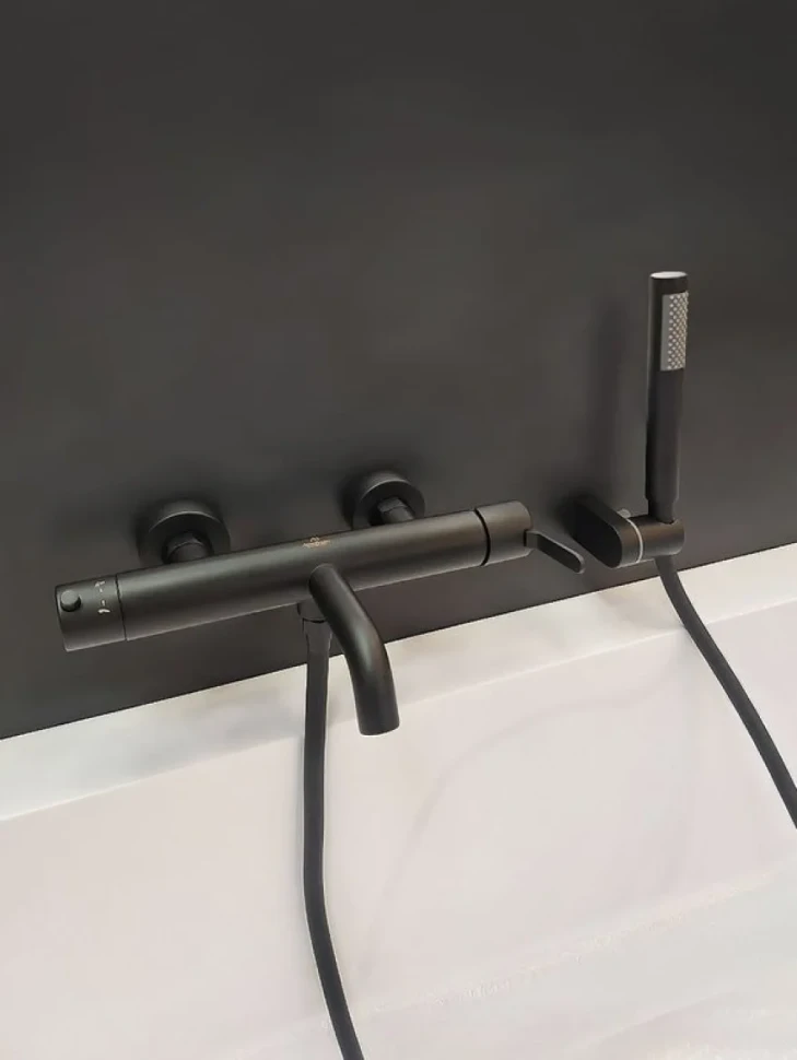 Смеситель для ванны с душем AltroBagno Unione AltroBagnoUnione0221MB матовый черный