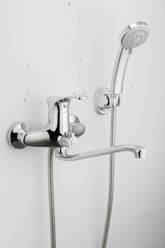 Смеситель с длинным изливом для ванны Frap H01 F2201