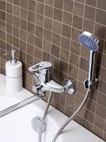 Смеситель с длинным изливом для ванны РМС SL52-006E-3 Смеситель с длинным изливом для ванны РМС SL52-006E-3