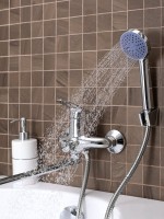 Смеситель с длинным изливом для ванны РМС SL52-006E-3 Смеситель с длинным изливом для ванны РМС SL52-006E-3