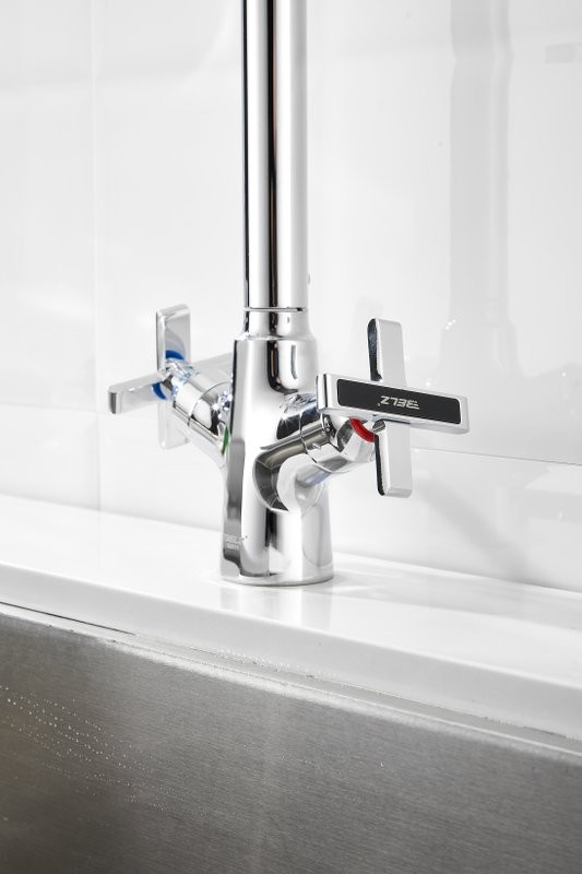 Смеситель для кухни BELZ B70832