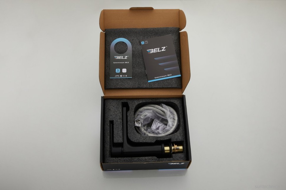 Смеситель для раковины BELZ B678 B10678-7 матовый черный