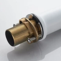 Смеситель для раковины Shevanik S4301C Смеситель для раковины Shevanik S4301C