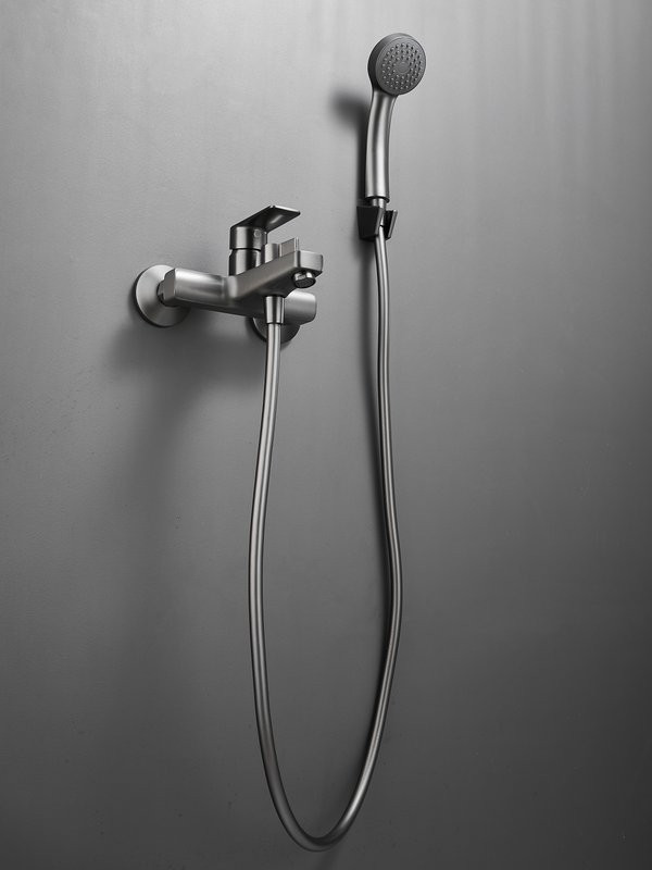 Смеситель для ванны с душем Haiba HB60719-3 оружейная сталь