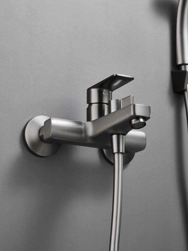 Смеситель для ванны с душем Haiba HB60719-3 оружейная сталь