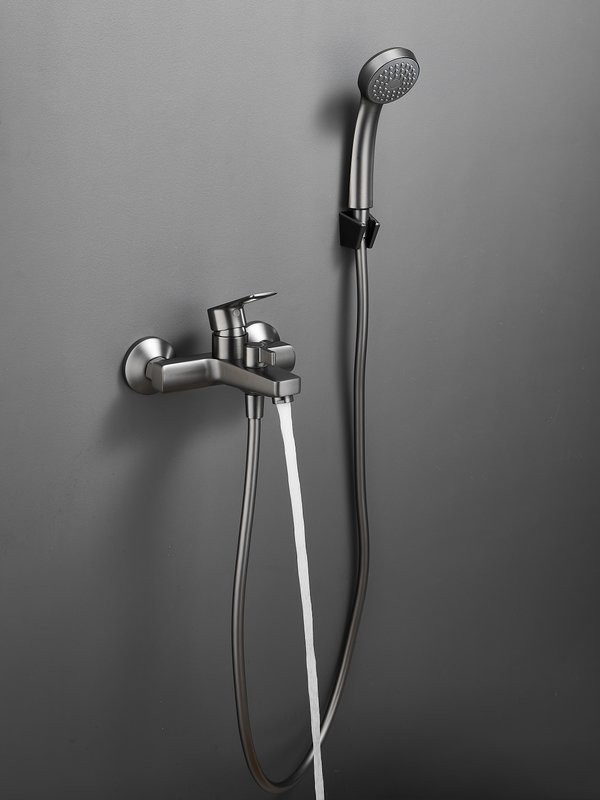 Смеситель для ванны с душем Haiba HB60719-3 оружейная сталь