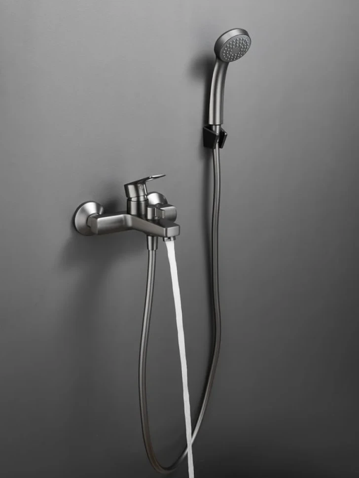 Смеситель для ванны с душем Haiba HB60719-3 оружейная сталь