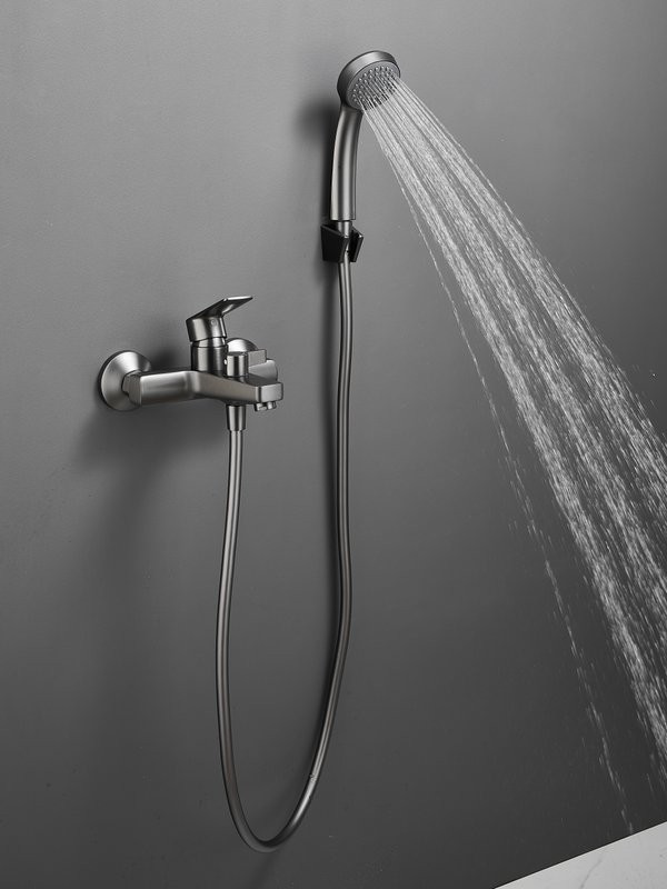 Смеситель для ванны с душем Haiba HB60719-3 оружейная сталь