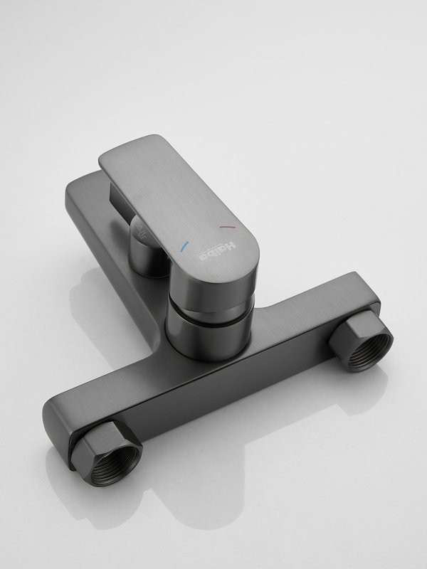 Смеситель для ванны с душем Haiba HB60719-3 оружейная сталь