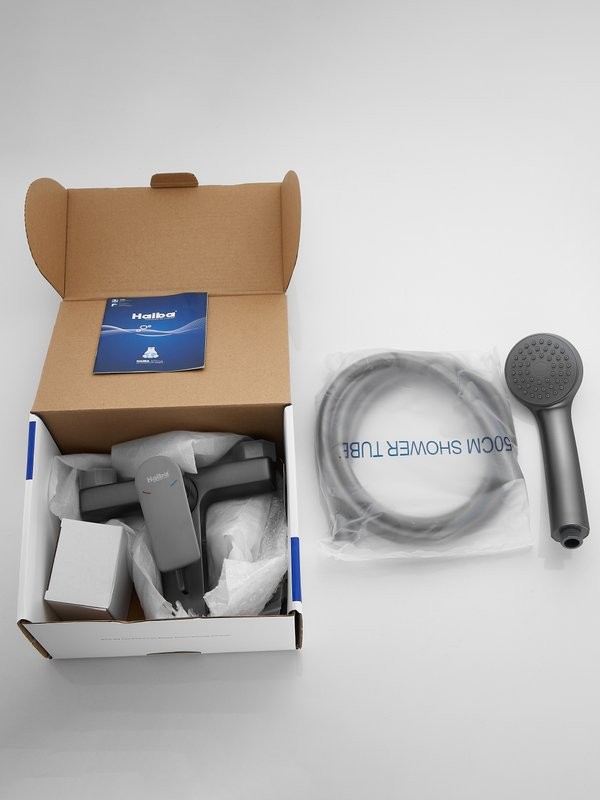 Смеситель для ванны с душем Haiba HB60719-3 оружейная сталь