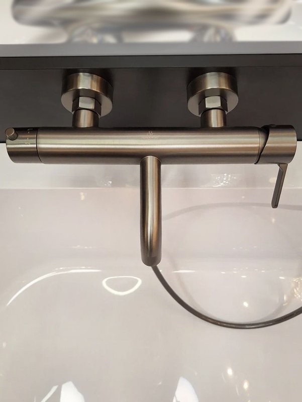 Смеситель для ванны с душем AltroBagno Unione AltroBagnoUnione0222GM оружейная сталь