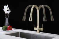 Смеситель для кухни Paulmark Lange 214212-BR, бронза