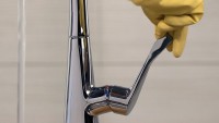 Комплект Смеситель Hansgrohe Metris + Фартук черный