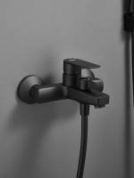 Смеситель для ванны с душем Haiba HB60719-7 черный Смеситель для ванны с душем Haiba HB60719-7 черный