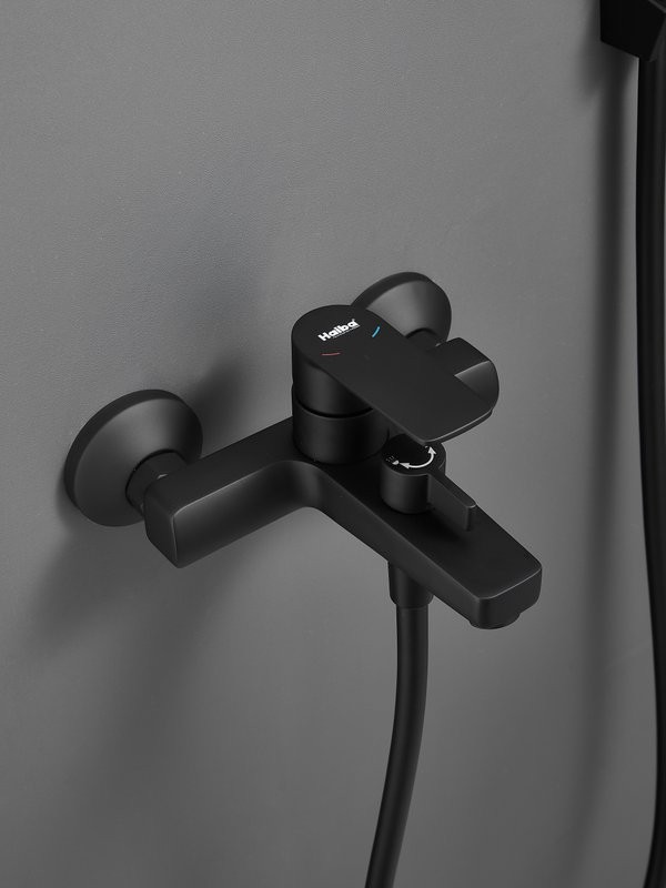 Смеситель для ванны с душем Haiba HB60719-7 черный