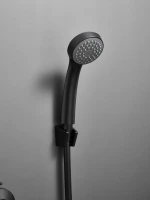 Смеситель для ванны с душем Haiba HB60719-7 черный Смеситель для ванны с душем Haiba HB60719-7 черный