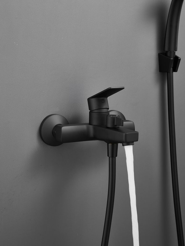 Смеситель для ванны с душем Haiba HB60719-7 черный